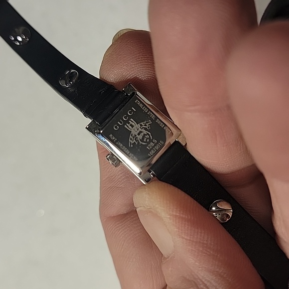 Authentic Gucci bee double wrap studded watch - Picture 9 of 16